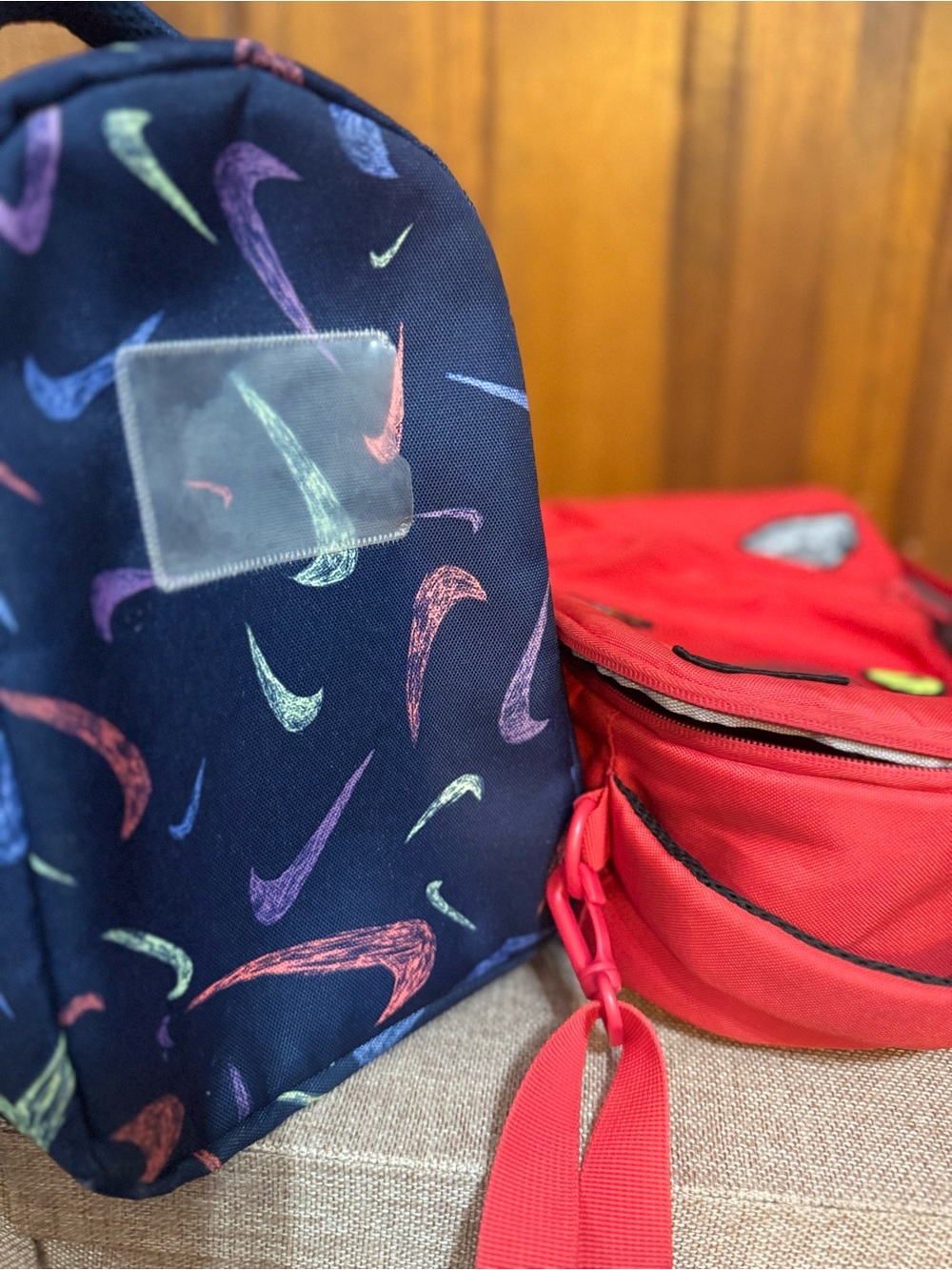 Bundle (2) NIKE Insulated Lunch Totes - Picture 5 of 11